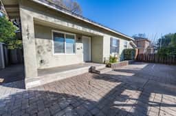 Park Street Apartment - Front Unit