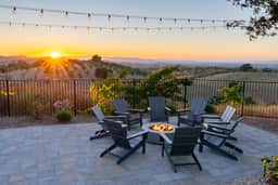 Hilltop Oasis