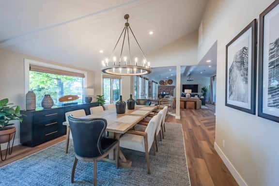 Arbor House - Image 1