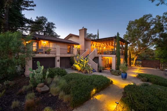 Refugio Estate - Image 1