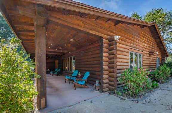 Oakwood Lodge